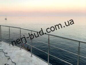 Паркани з нержавіючої сталі фото