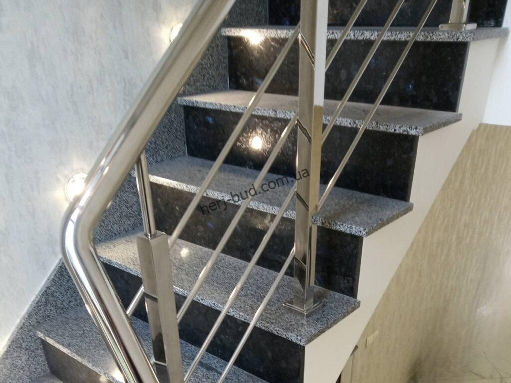 Перила з нержавійки на 4 наповнення