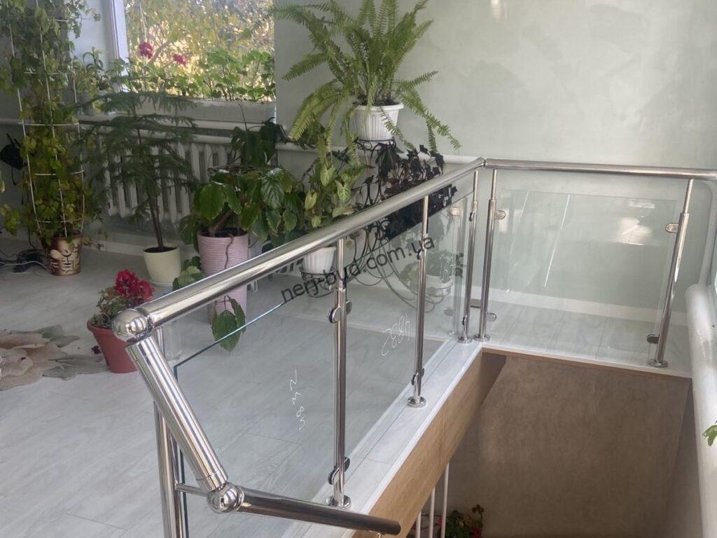 Перила зі склом фото