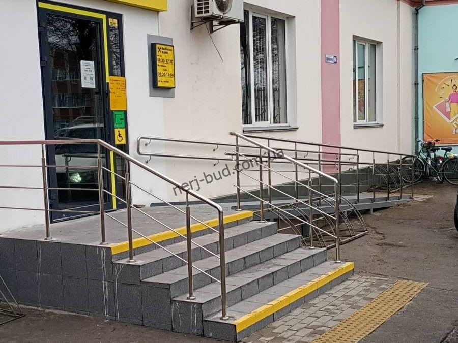 Перила з нержавійки на 3 наповнення D38 peryla-ta-poruchni