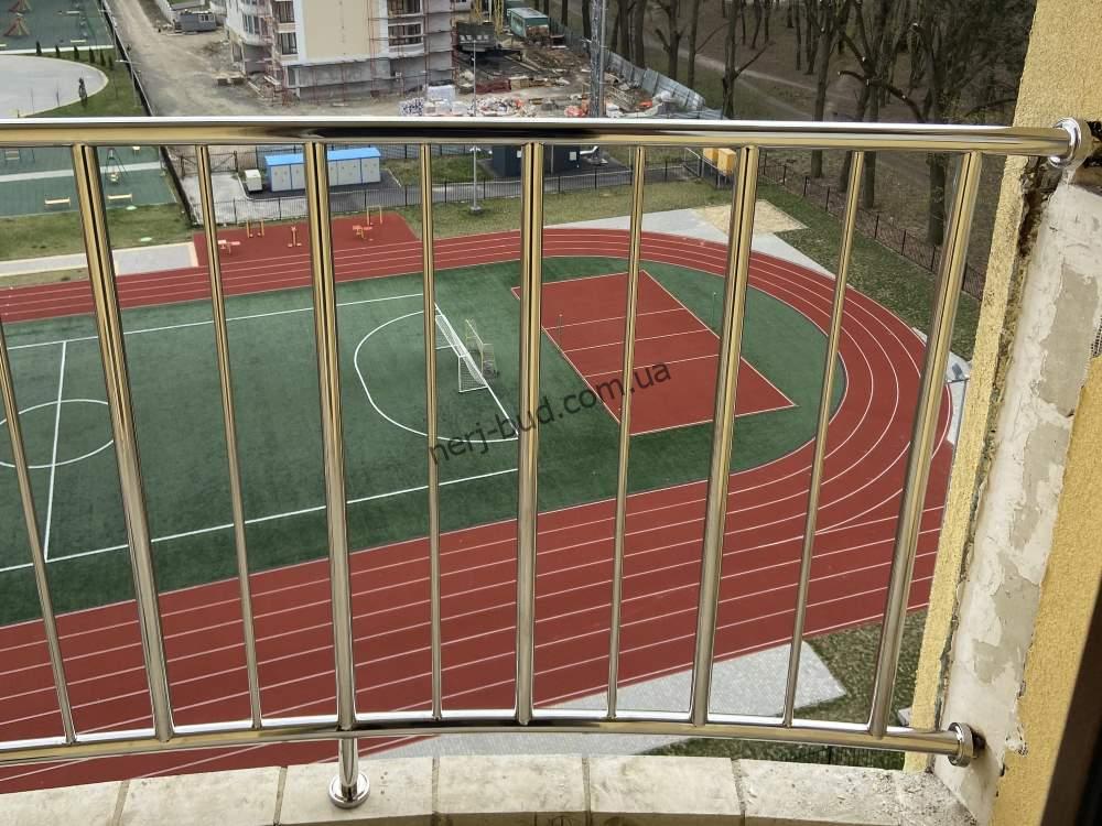 Перила на балкон з нержавіючої сталі фото